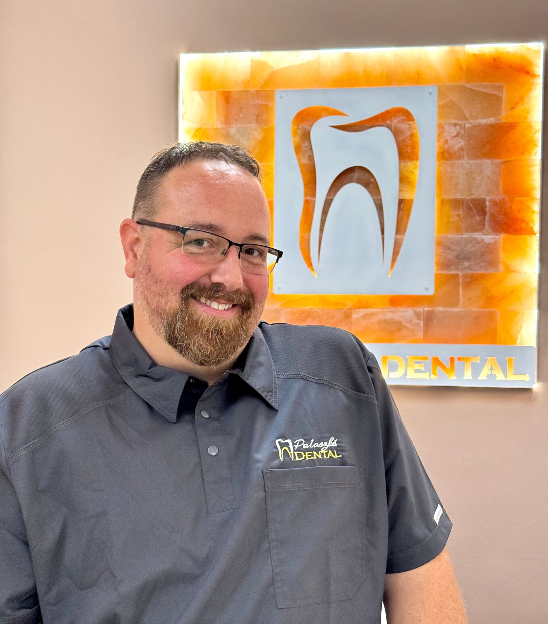 Dr. Palaszkó Dénes fogpótlástani szakorvos - Palaszkó Dental